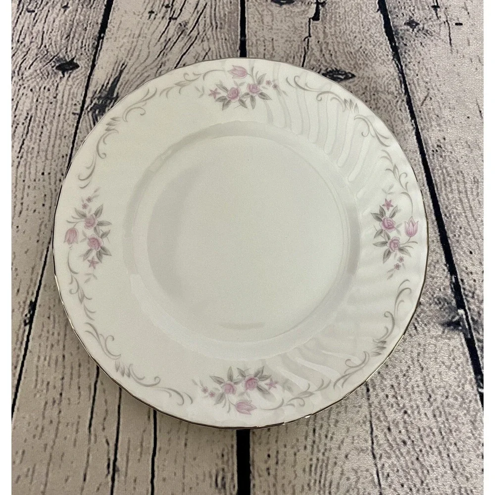 Gold Standard Pattern GTS1‎ Porcelain China 7.5